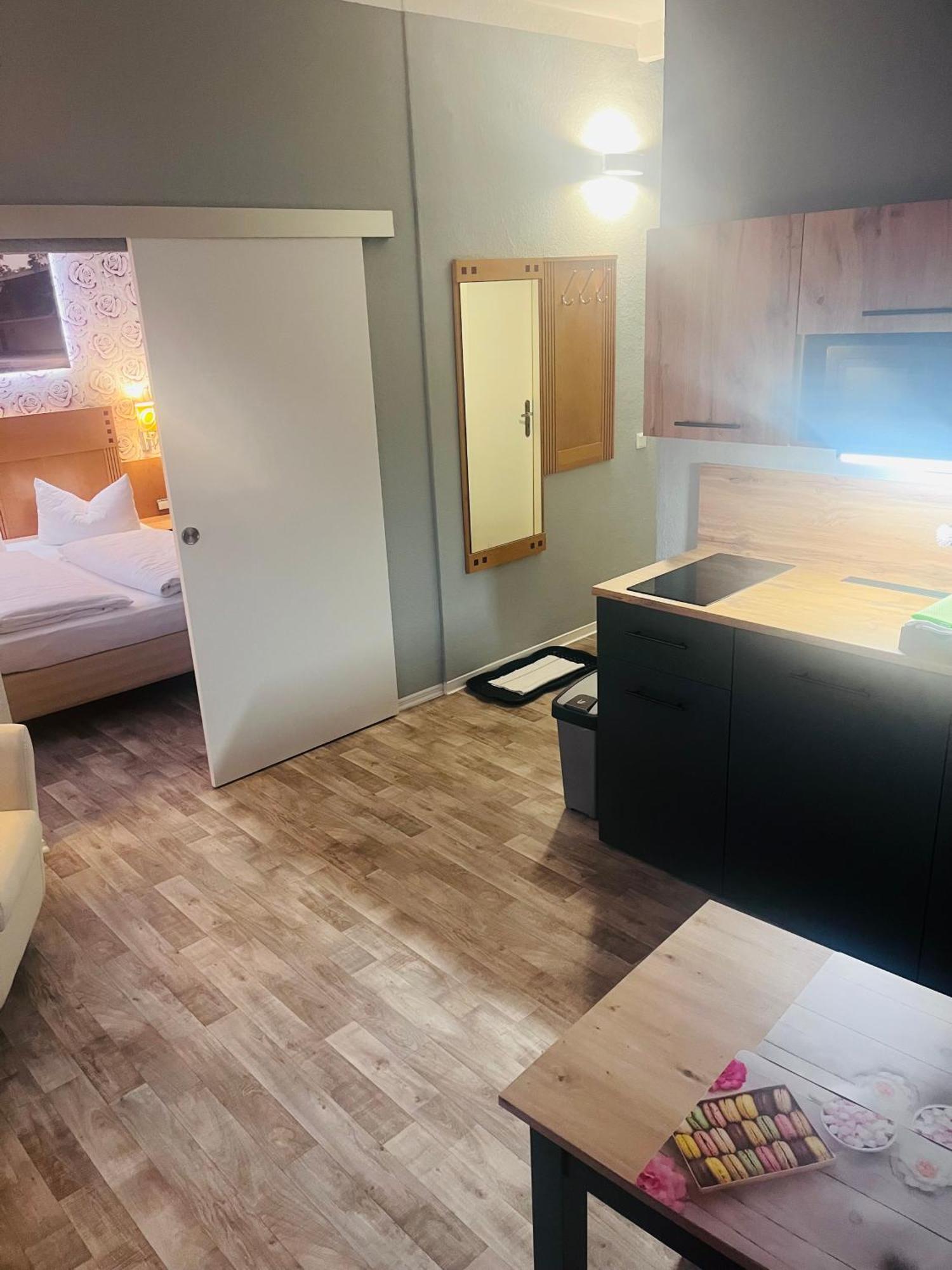 Pension Am Pollingpark Haus II Dessau-Rosslau ภายนอก รูปภาพ