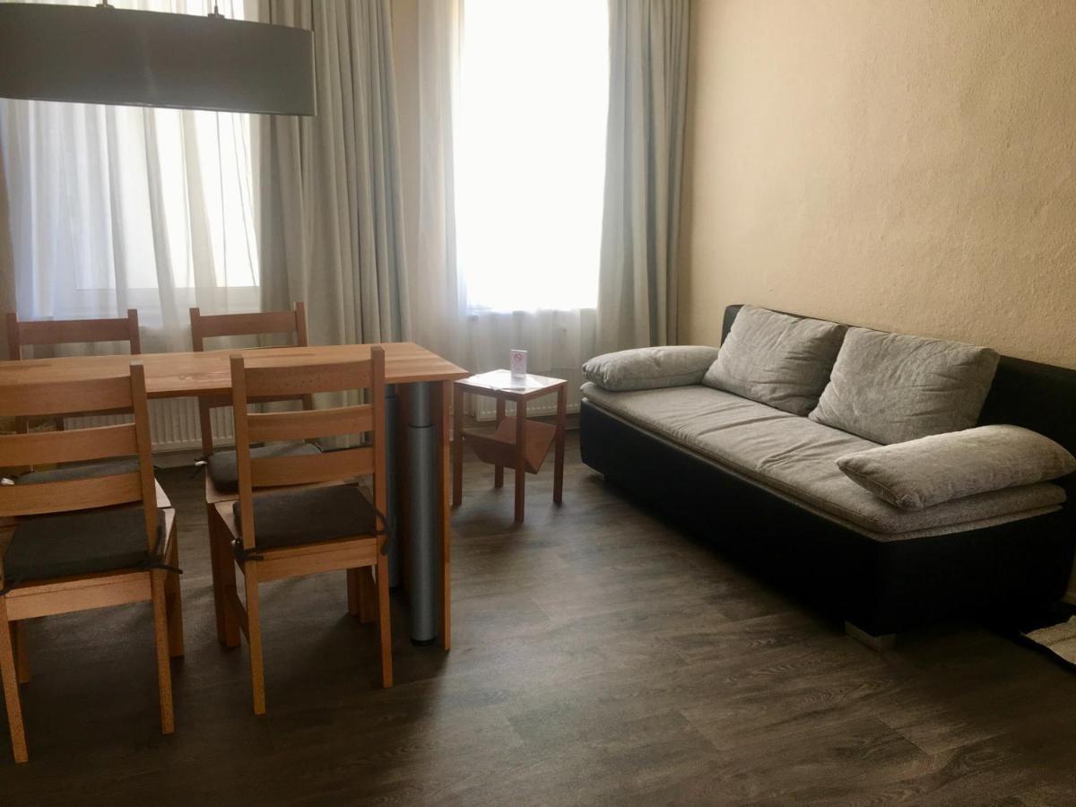 Pension Am Pollingpark Haus II Dessau-Rosslau ภายนอก รูปภาพ