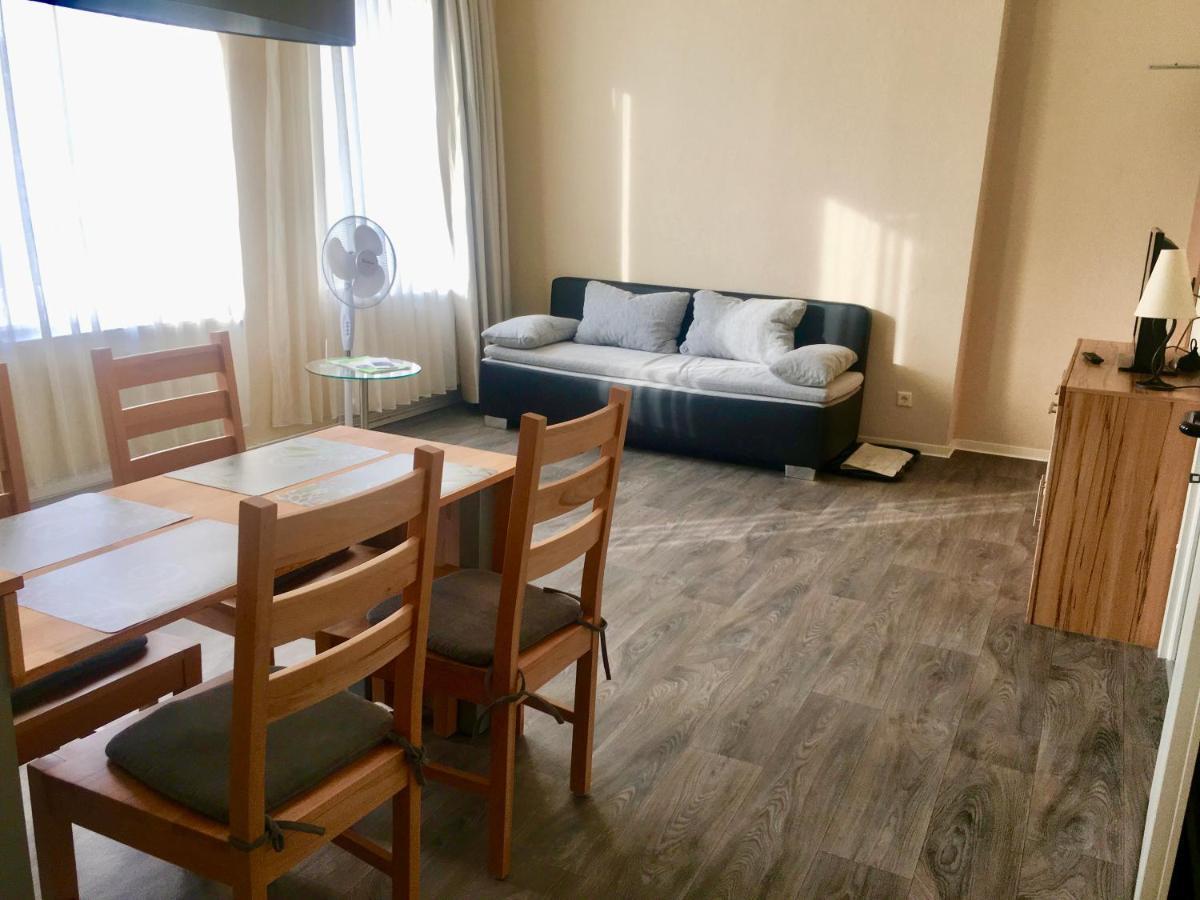 Pension Am Pollingpark Haus II Dessau-Rosslau ภายนอก รูปภาพ