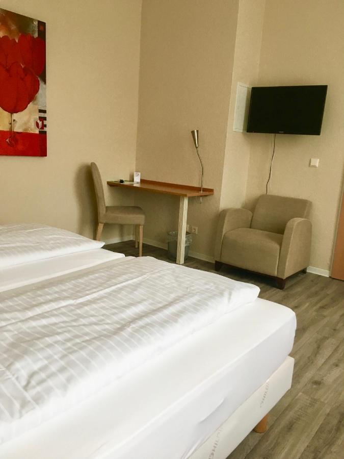 Pension Am Pollingpark Haus II Dessau-Rosslau ภายนอก รูปภาพ